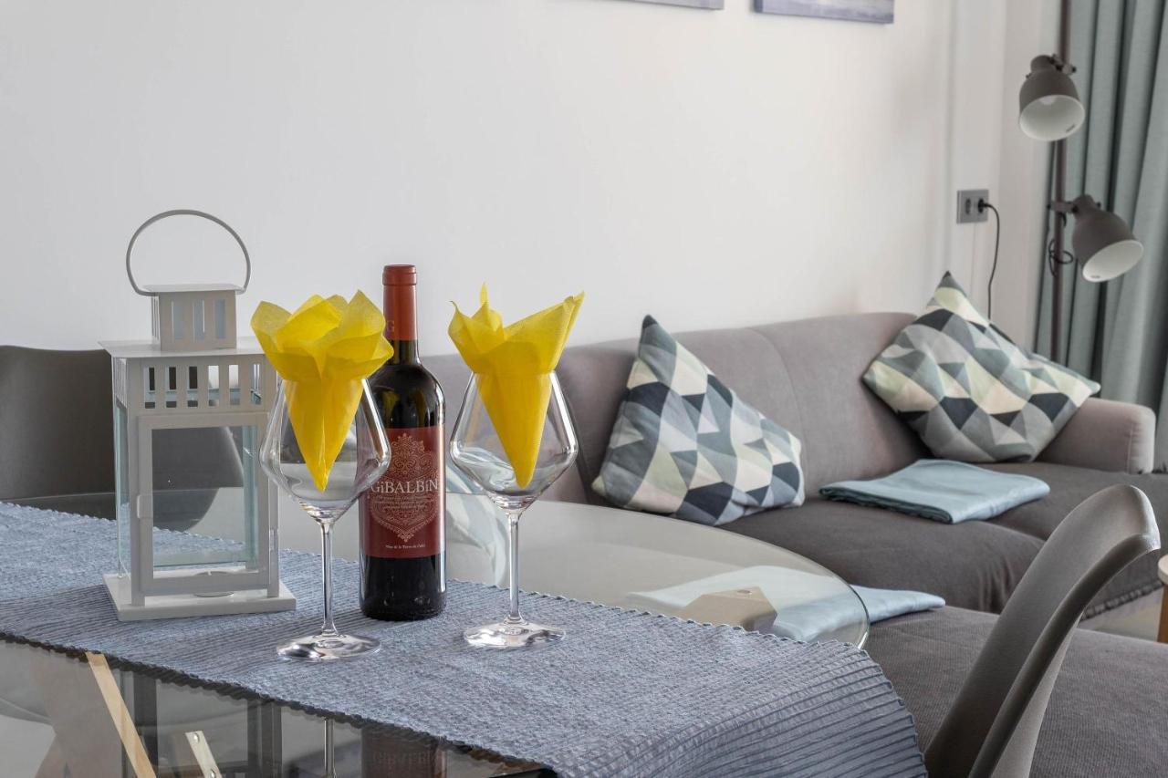 Apartment Arce Frontline Seaview Нерха Экстерьер фото